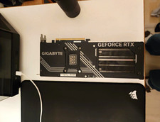 GIGABYTE GeForce RTX 5070 Grafikkarte PCIe x16 DisplayPort HDMI Lüfter