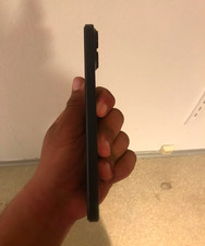 Apple iPhone 15 Plus 128GB Schwarz iOS 5G Smartphone Bar-Design