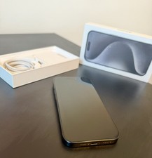 Apple iPhone 15 Pro - 128GB - Titan Schwarz (Ohne Simlock)