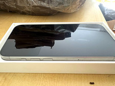 Apple iPhone 15 Pro 128 GB Silber iOS Ohne Simlock Gebraucht